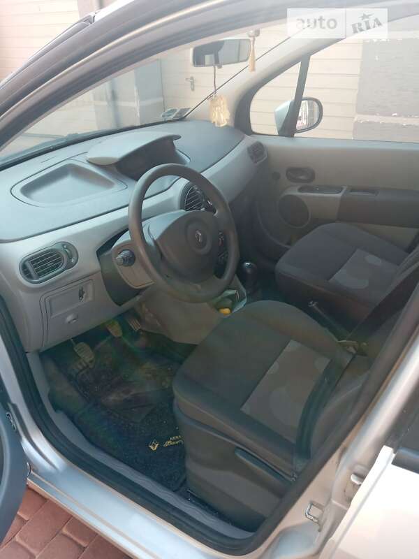 Хэтчбек Renault Modus 2007 в Ивано-Франковске