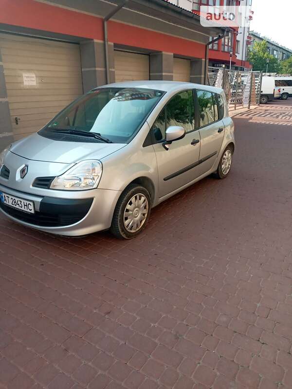 Хэтчбек Renault Modus 2007 в Ивано-Франковске