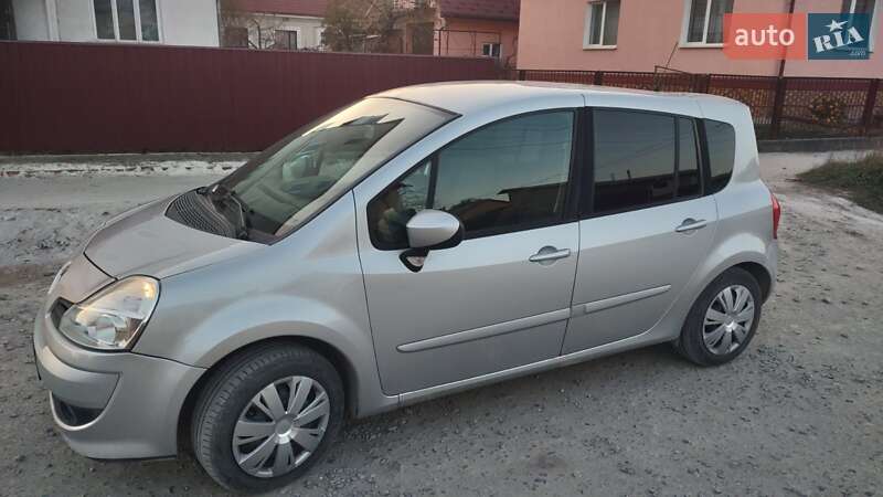 Хэтчбек Renault Modus 2010 в Бережанах