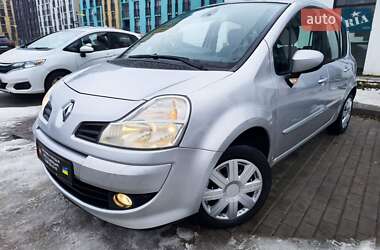 Хэтчбек Renault Modus 2012 в Львове