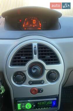 Хэтчбек Renault Modus 2006 в Львове
