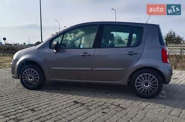 Хэтчбек Renault Modus 2009 в 