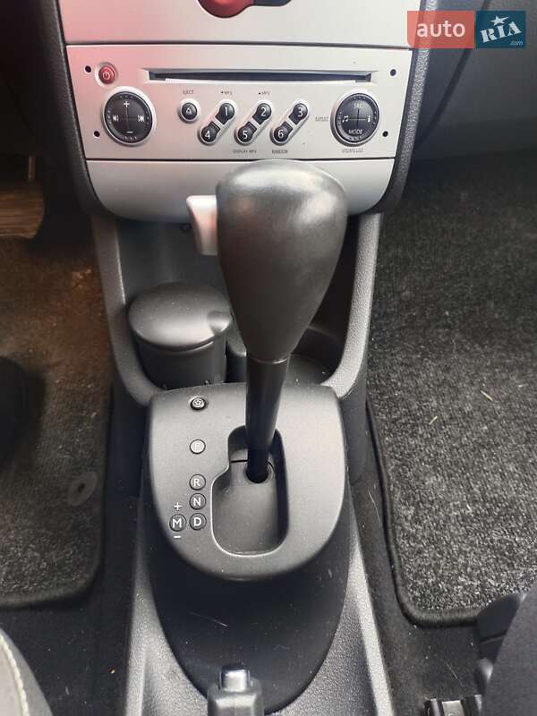 Хэтчбек Renault Modus 2009 в Львове