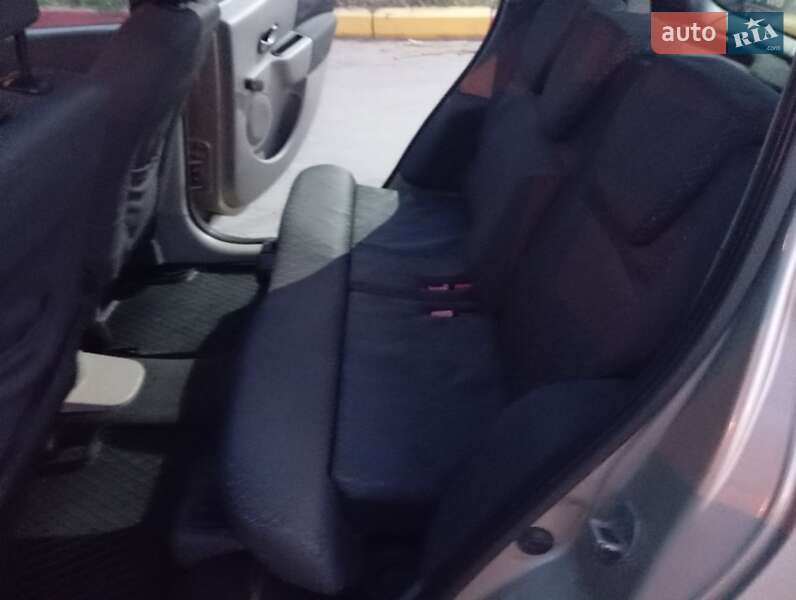 Хэтчбек Renault Modus 2005 в Светловодске фото 9 Хэтчбек Renault Modus 2005 в Светловодске