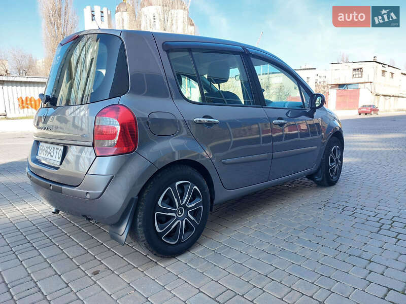 Хэтчбек Renault Modus 2009 в Одессе