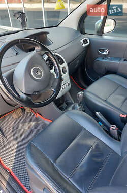 Хэтчбек Renault Modus 2009 в 