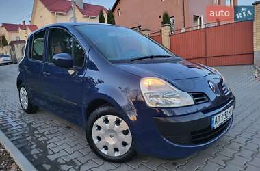 Хэтчбек Renault Modus 2009 в 