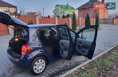 Хэтчбек Renault Modus 2009 в 