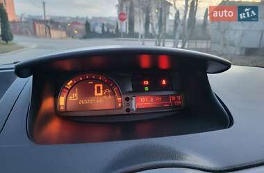 Хэтчбек Renault Modus 2009 в 
