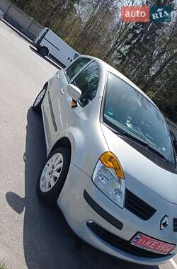 Хэтчбек Renault Modus 2006 в 