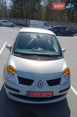 Хэтчбек Renault Modus 2006 в 