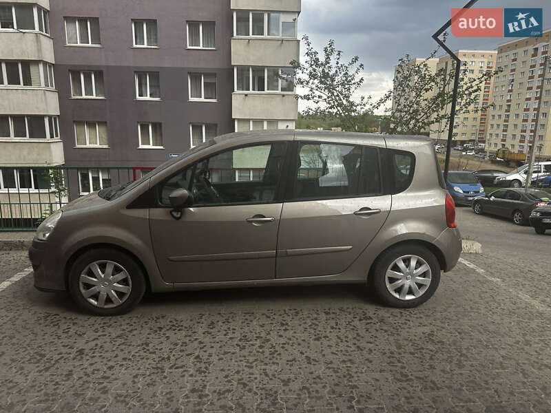 Хэтчбек Renault Modus 2010 в Хмельницком