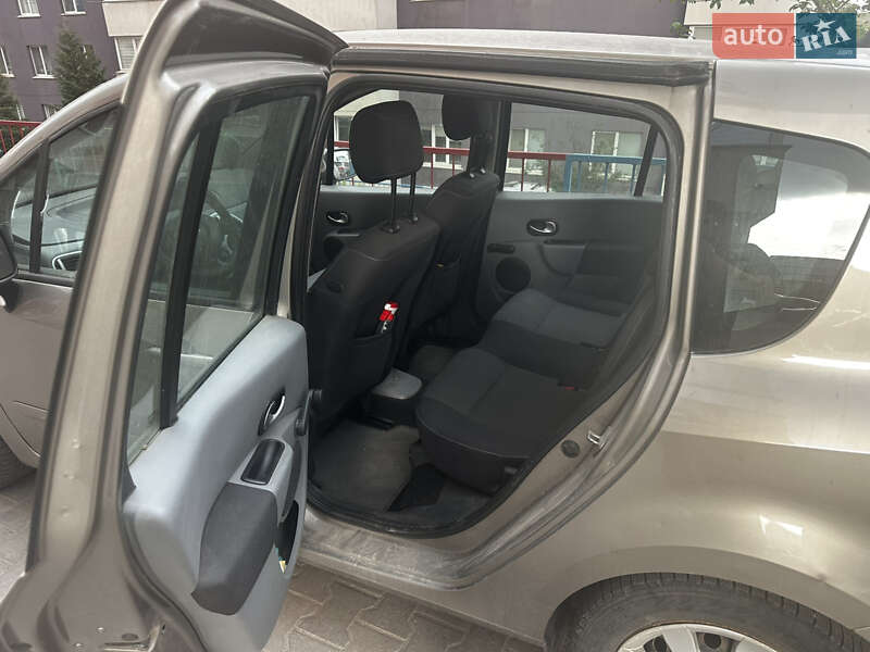 Хэтчбек Renault Modus 2010 в Хмельницком