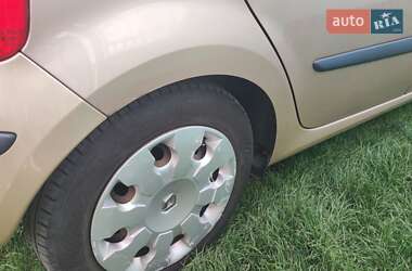 Хэтчбек Renault Modus 2005 в 