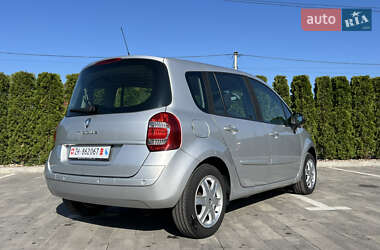 Хетчбек Renault Modus 2009 в 