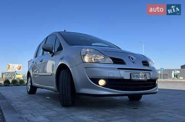 Хетчбек Renault Modus 2009 в 