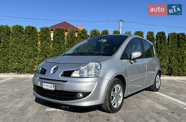 Хэтчбек Renault Modus 2009 в 
