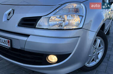 Хэтчбек Renault Modus 2009 в 
