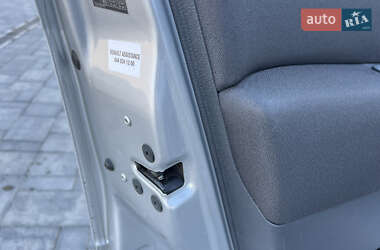 Хэтчбек Renault Modus 2009 в 