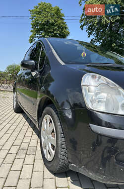 Хетчбек Renault Modus 2007 в 