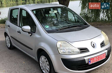 Хэтчбек Renault Modus 2009 в 