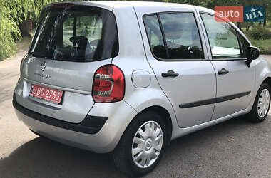 Хэтчбек Renault Modus 2009 в 