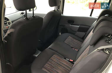 Хэтчбек Renault Modus 2009 в 