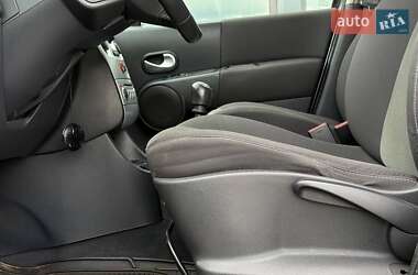 Хэтчбек Renault Modus 2008 в 