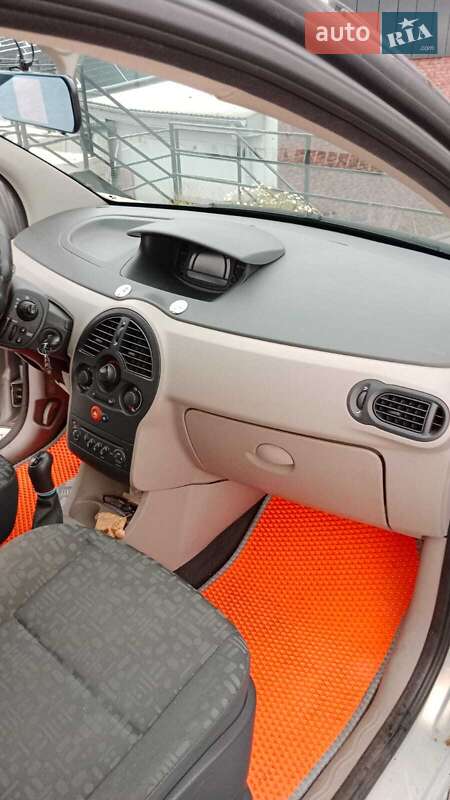 Хэтчбек Renault Modus 2006 в Хмельницком фото 22 Хэтчбек Renault Modus 2006 в Хмельницком