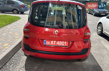 Хэтчбек Renault Modus 2009 в 