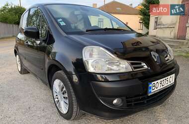 Хэтчбек Renault Modus 2009 в 