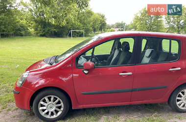 Хэтчбек Renault Modus 2007 в 