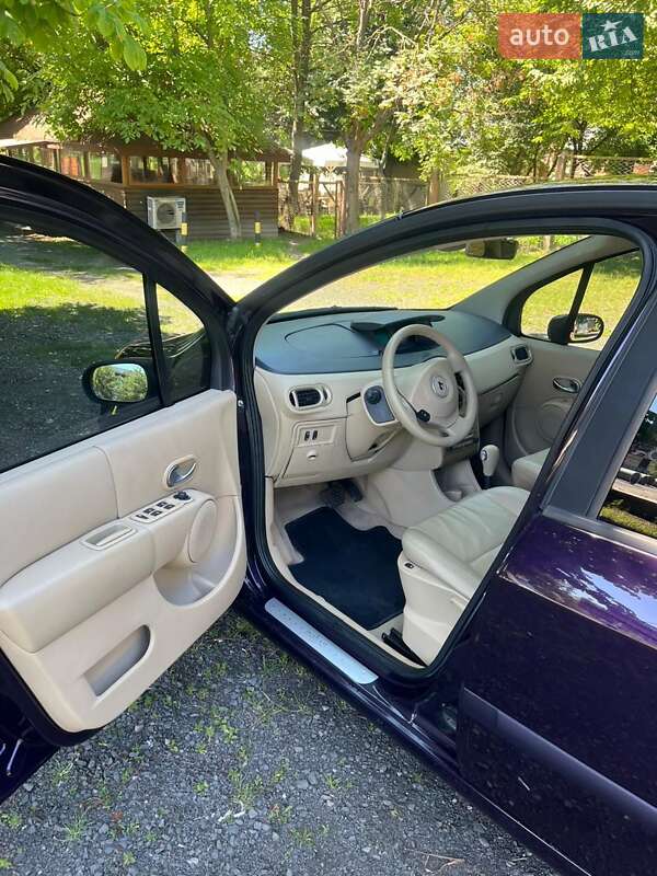 Хэтчбек Renault Modus 2006 в Луцке
