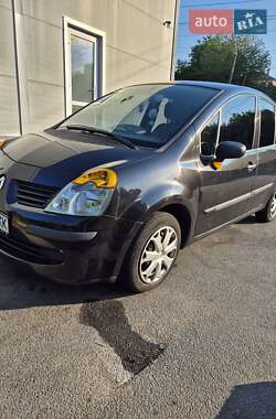 Хэтчбек Renault Modus 2006 в 
