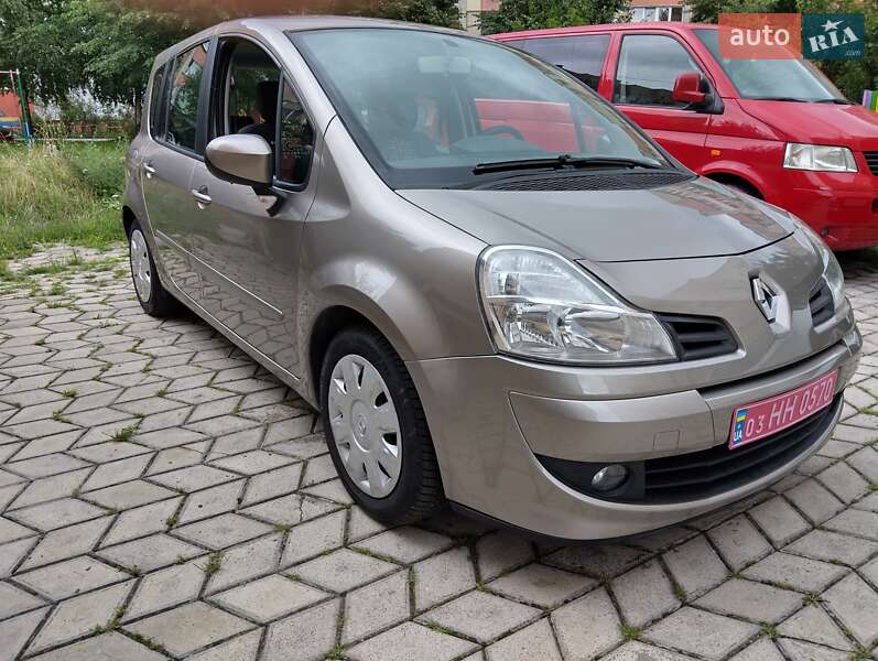 Хэтчбек Renault Modus 2012 в Ровно