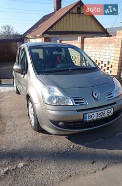 Хэтчбек Renault Modus 2008 в 