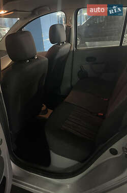 Хэтчбек Renault Modus 2008 в 