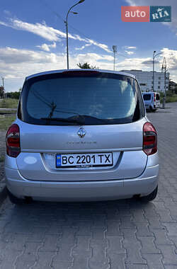 Хэтчбек Renault Modus 2009 в 