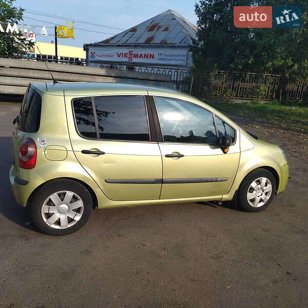 Хэтчбек Renault Modus 2004 в Львове