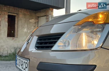 Хэтчбек Renault Modus 2004 в 