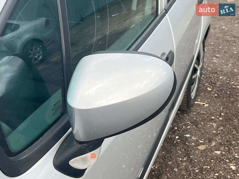 Хэтчбек Renault Modus 2009 в Киеве