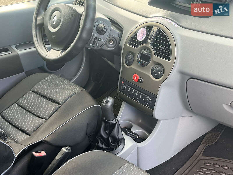 Хэтчбек Renault Modus 2009 в Киеве