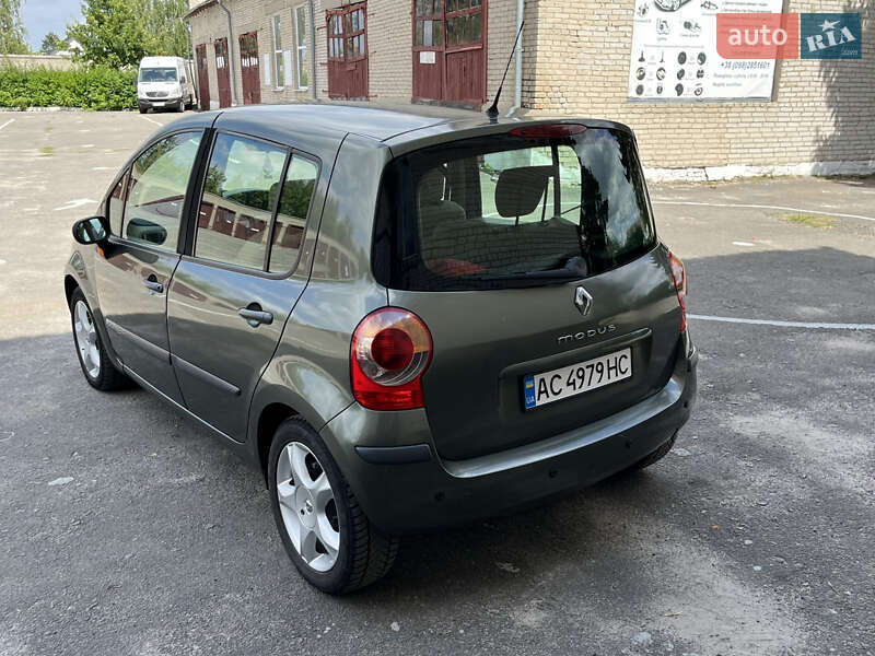 Хэтчбек Renault Modus 2005 в Любомле