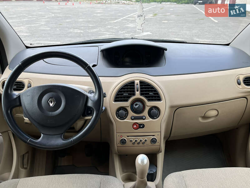 Хэтчбек Renault Modus 2005 в Любомле
