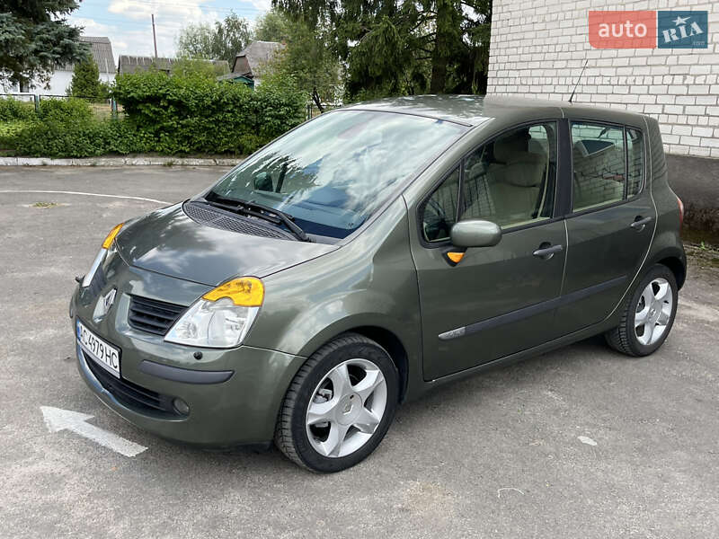 Хэтчбек Renault Modus 2005 в Любомле