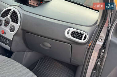 Хэтчбек Renault Modus 2010 в 