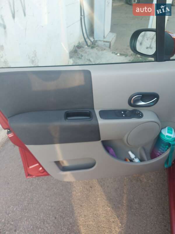 Хэтчбек Renault Modus 2005 в Харькове фото 2 Хэтчбек Renault Modus 2005 в Харькове