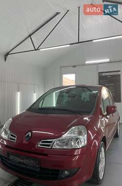Хэтчбек Renault Modus 2011 в 