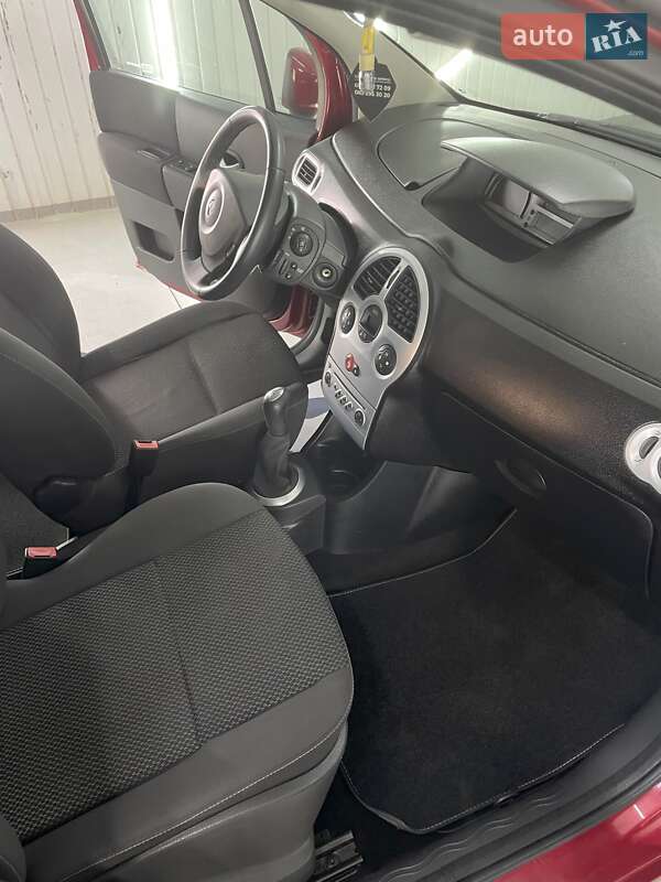 Хэтчбек Renault Modus 2011 в Дублянах фото 19 Хэтчбек Renault Modus 2011 в Дублянах