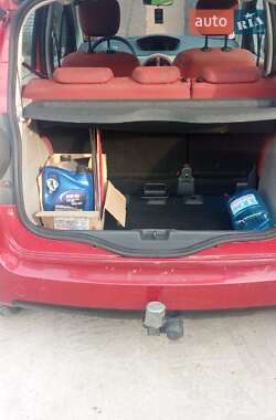 Хэтчбек Renault Modus 2004 в 